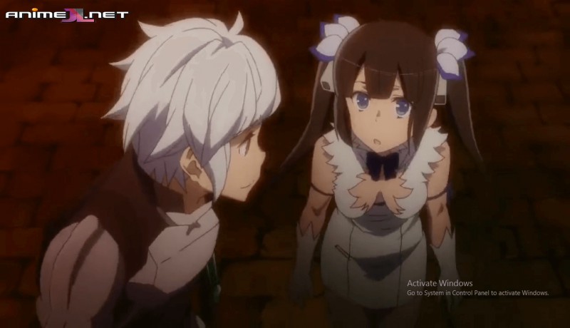 DanMachi Gaiden: Sword Oratoria Castellano online