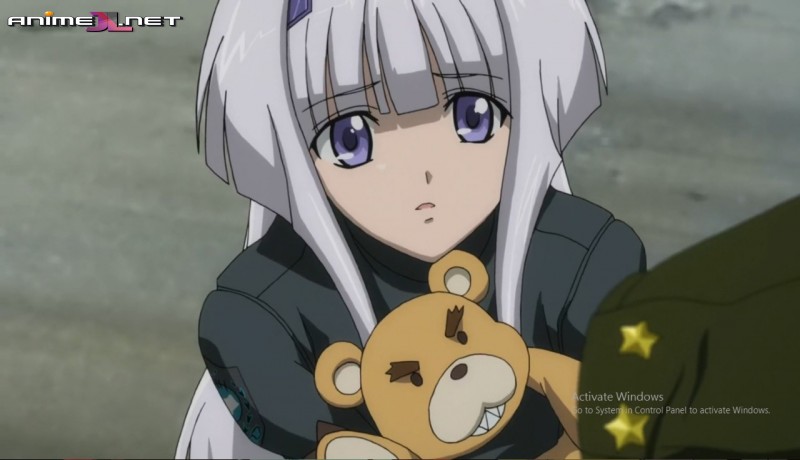 Muv-Luv Alternative: Total Eclipse Español Latino completo